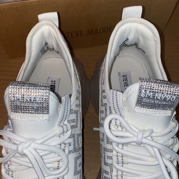 Steve Madden Sneakers - Picture 8 of 10